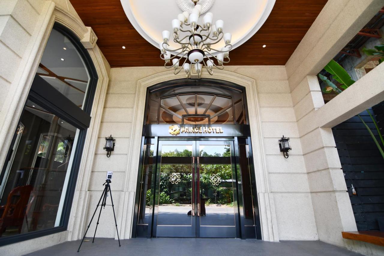 Prince Hotel Rangun Kültér fotó