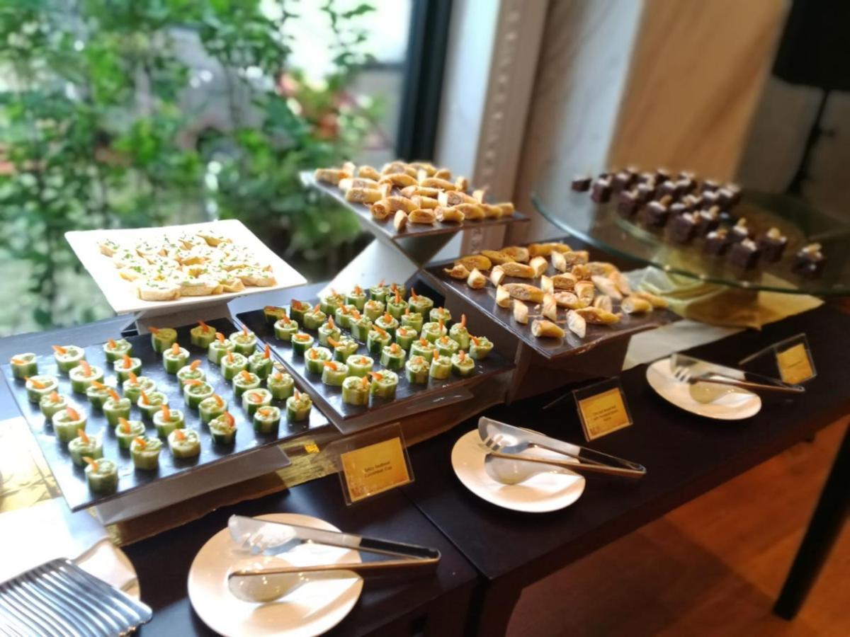Prince Hotel Rangun Kültér fotó